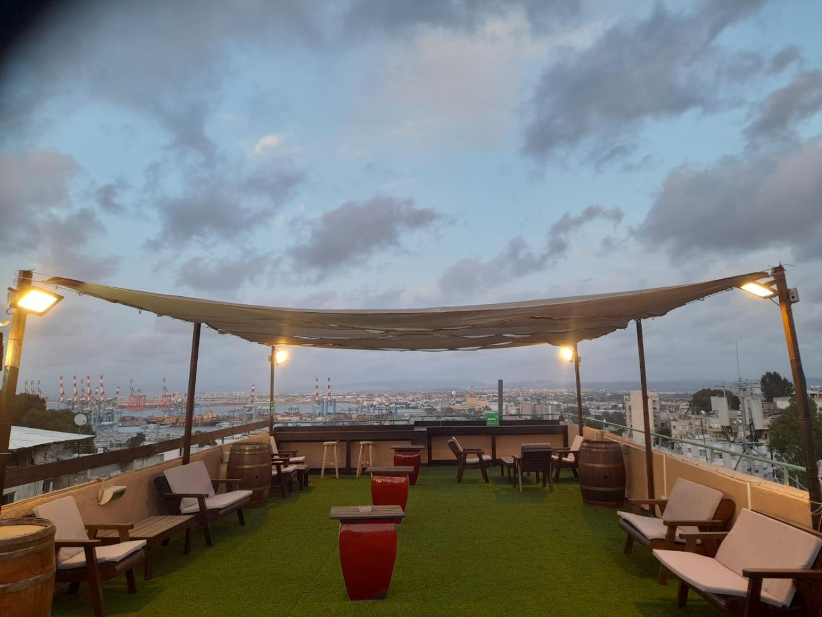 Hotel Loui Talpiot Хайфа Екстериор снимка