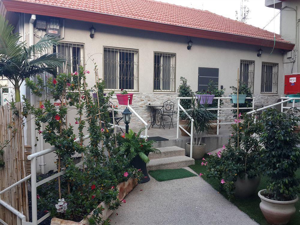 Hotel Loui Talpiot Хайфа Екстериор снимка